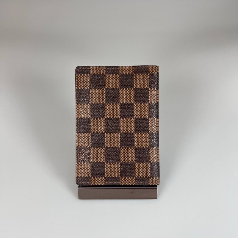 LV N60189 棋盤格護照夾-1