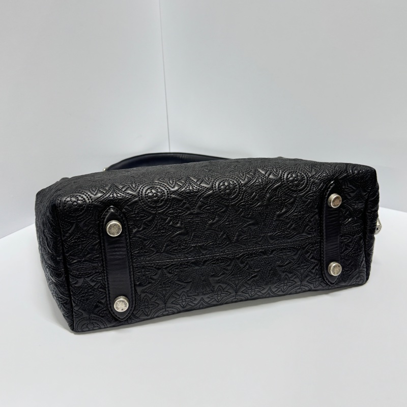 【超稀有限量款⏰】 LV Antheia Hobo 腋下肩背包（專櫃限量發售22.7萬）-6