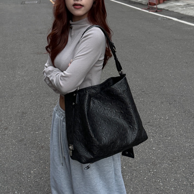 【超稀有限量款⏰】 LV Antheia Hobo 腋下肩背包（專櫃限量發售22.7萬）-20