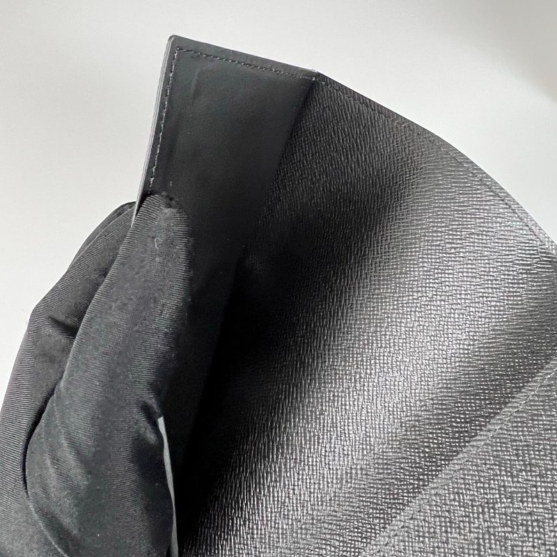 LV M64501/晶片款 黑老花護照封套-6