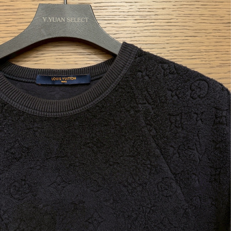 LV黑色毛巾短袖-2