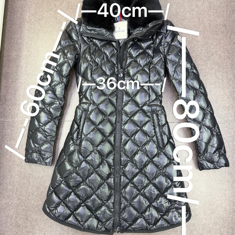 This is Moncler 女裝外套-10