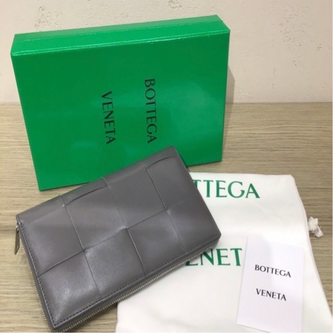 BOTTEGA VENETA大編織牛皮銀拉鍊長夾 (火山灰 )
