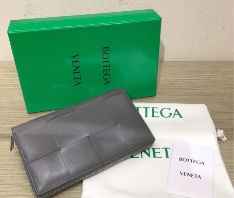 BOTTEGA VENETA大編織牛皮銀拉鍊長夾 (火山灰 )-0