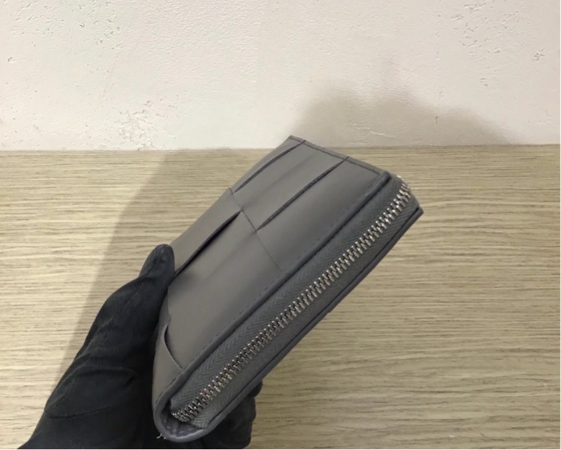 BOTTEGA VENETA大編織牛皮銀拉鍊長夾 (火山灰 )-2