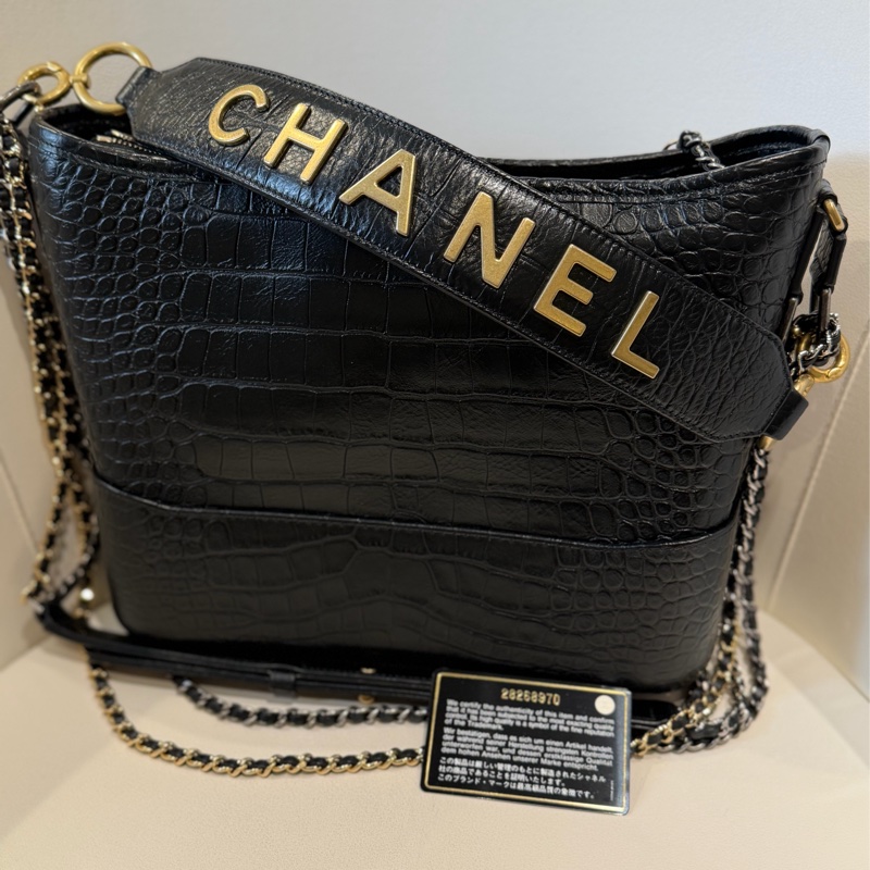 CHANEL 流浪包 logo背帶！🖤只有這款有！-0