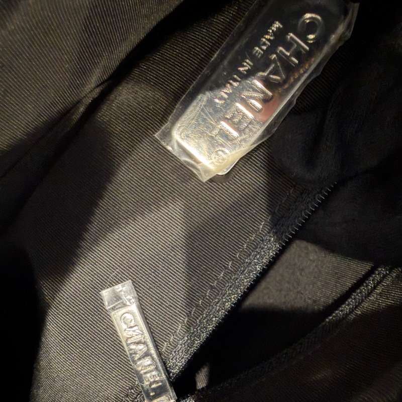 CHANEL 流浪包 logo背帶！🖤只有這款有！-10