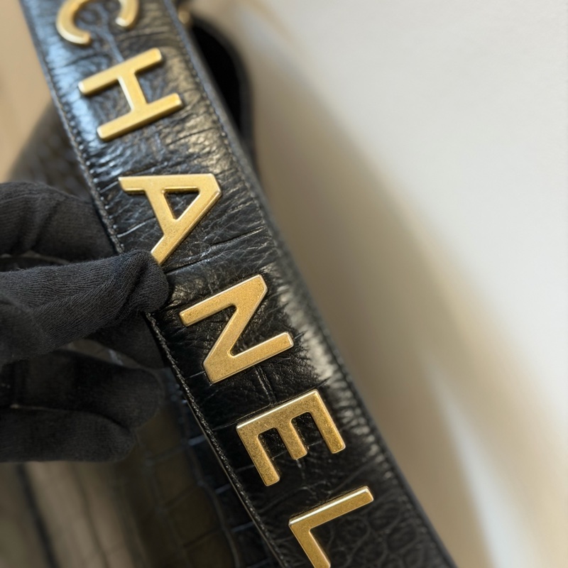 CHANEL 流浪包 logo背帶！🖤只有這款有！-18