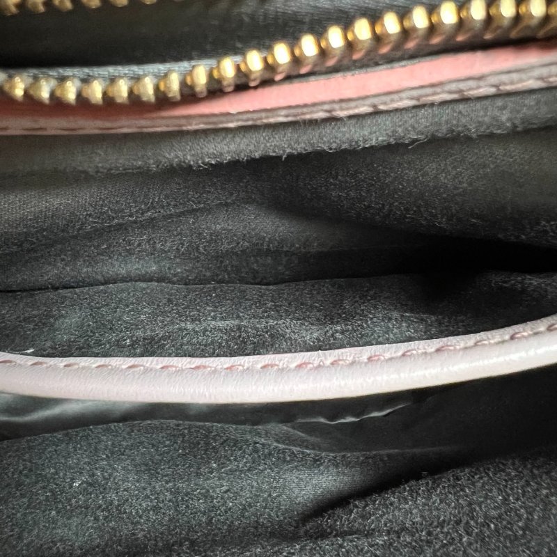 MIUMIU 灰拚粉金扣褶皺手提斜背包-8