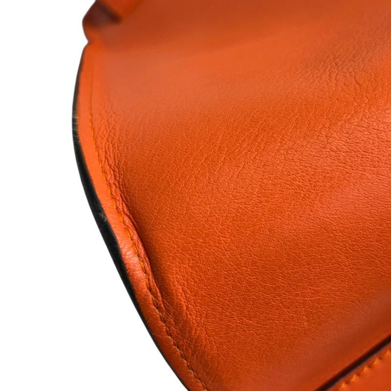 橘色 牛皮 Hammock 肩背包【LOEWE 羅威】 387.30.S35-9