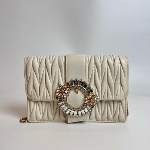 MIUMIU 白皺褶寶石肩背包