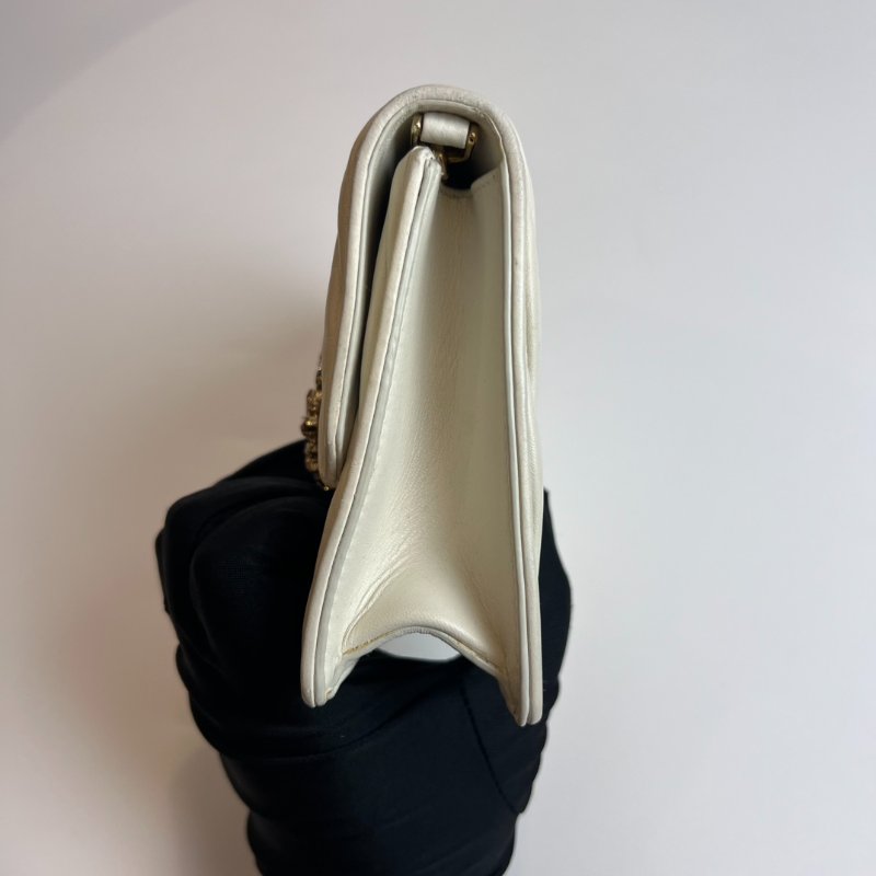 MIUMIU 白皺褶寶石肩背包-2