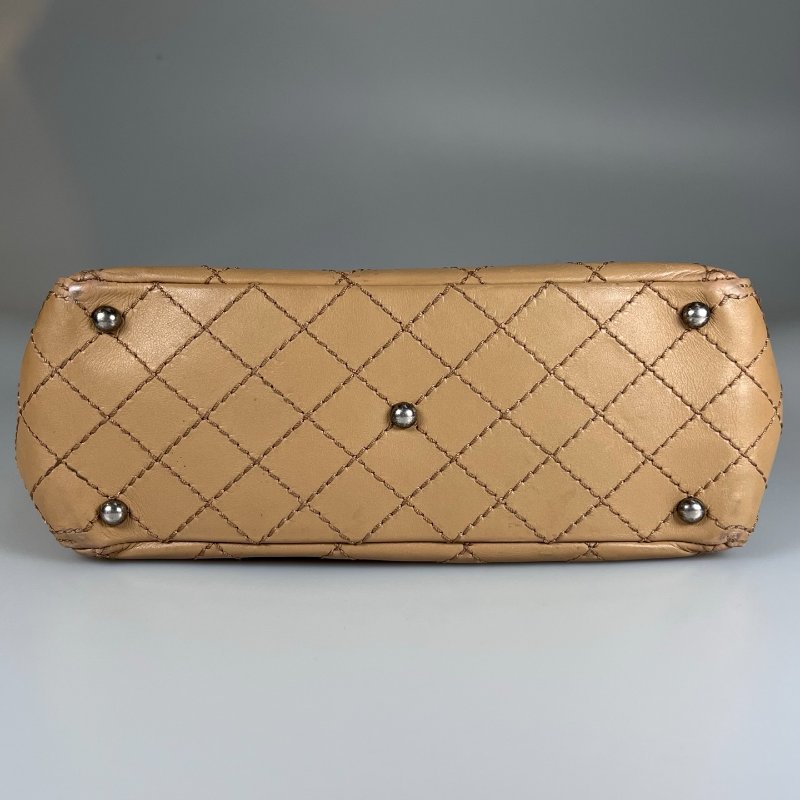 CHANEL 粗菱格紋小托特包 膚色21開-4