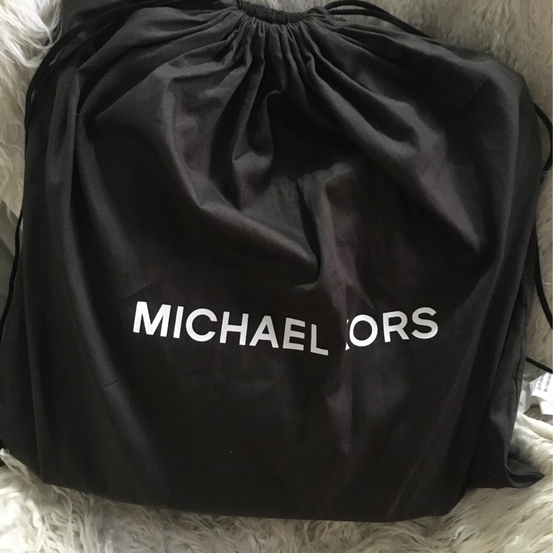 MK Michael Kors 全真皮手提肩背包（大+小）-10