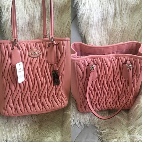 全新 未使用coach 櫻花🌸粉手提肩背包（原價28200）