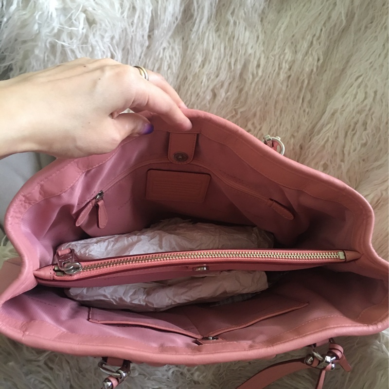 全新 未使用coach 櫻花🌸粉手提肩背包（原價28200）-14