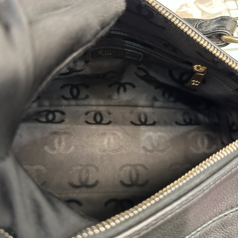 Used CHANEL Vintage Hobo Hobo Bag Black GHW-8