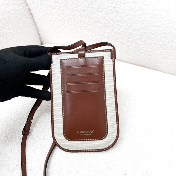 Burberry 經典手機包-1