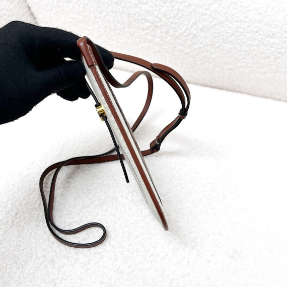 Burberry 經典手機包-2