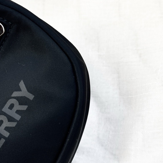 Burberry 黑色腰包胸包-6