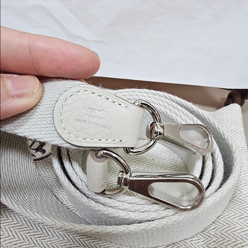 💯Hermes 愛馬仕 Mini Evelyne Craie Stamp K 奶昔白銀扣K刻-10