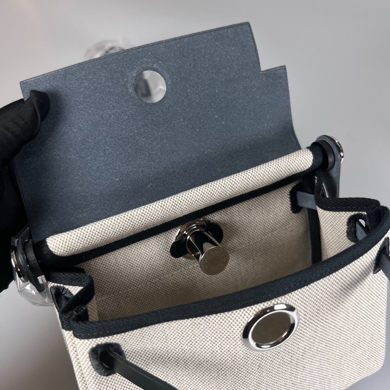 全新品 HERMES K刻 黑白帆布HERBAG MINI-6