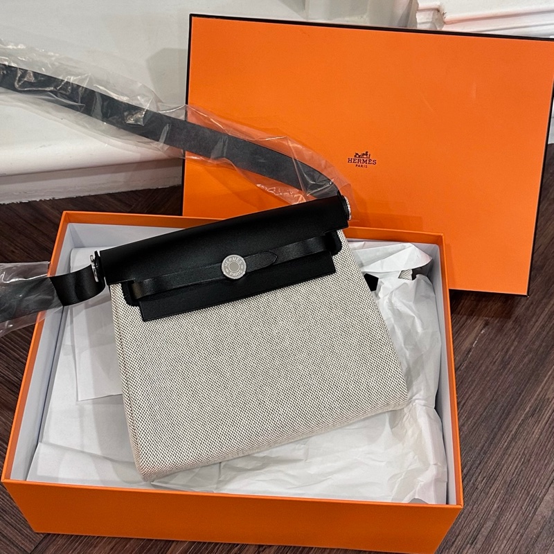 全新品 HERMES K刻 黑白帆布HERBAG MINI-0