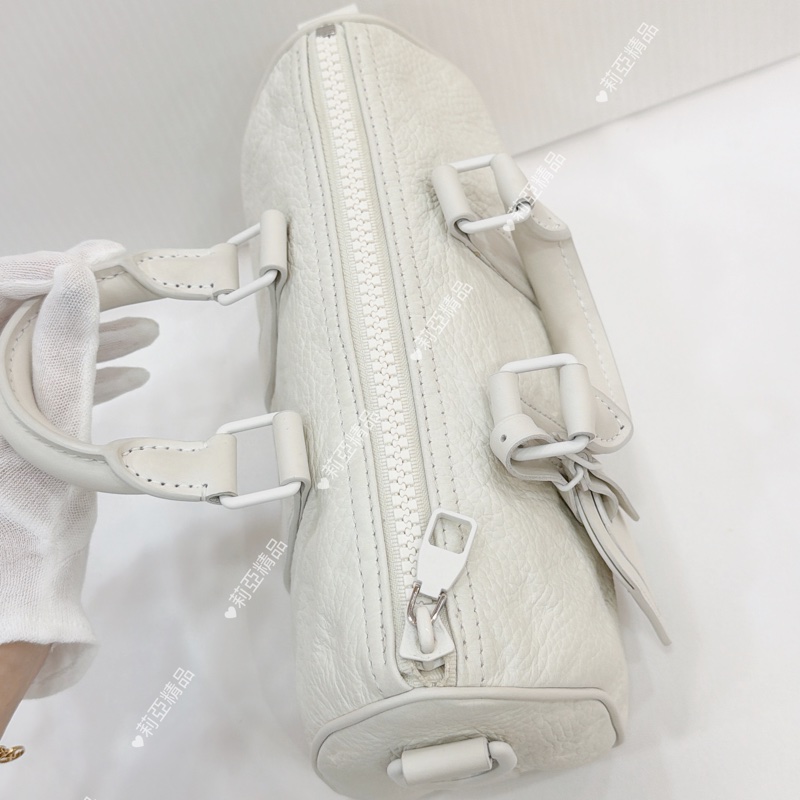 莉亞精品♡ LV keepall 25白 二手美包-6