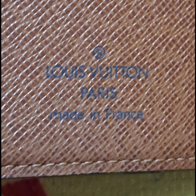 LV護照證卡錢包／原價3萬8／二手LV大中夾-18