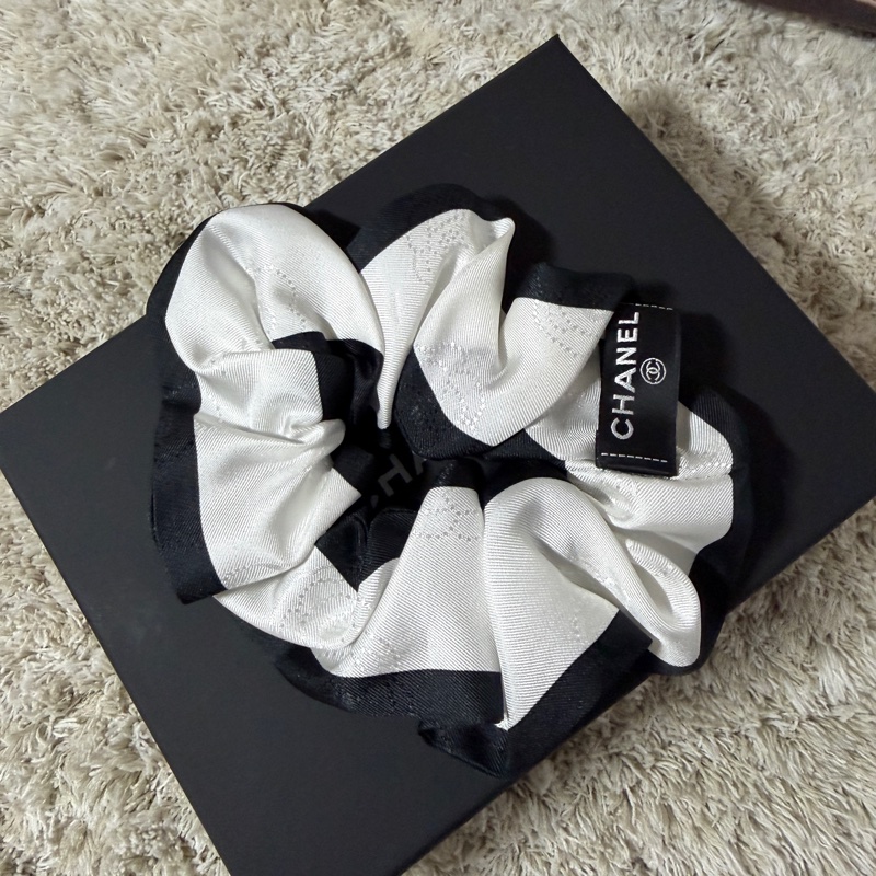 CHANEL 香奈兒【26P 春夏預告】髪圈 HAIR ACCESSORY AAB845-1