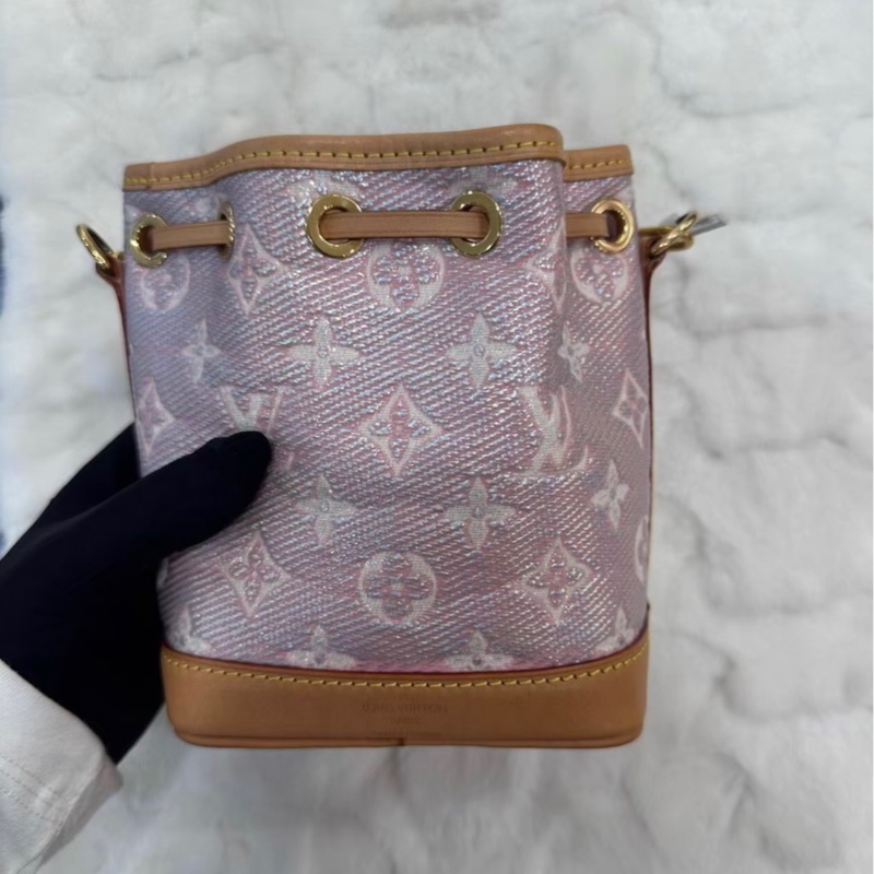 【96新 ✨ 全網最低價！】LV路易威登 nano水桶包 七夕限定幻彩 粉色人魚姬款 （下單前先詢問庫存❗️）-4