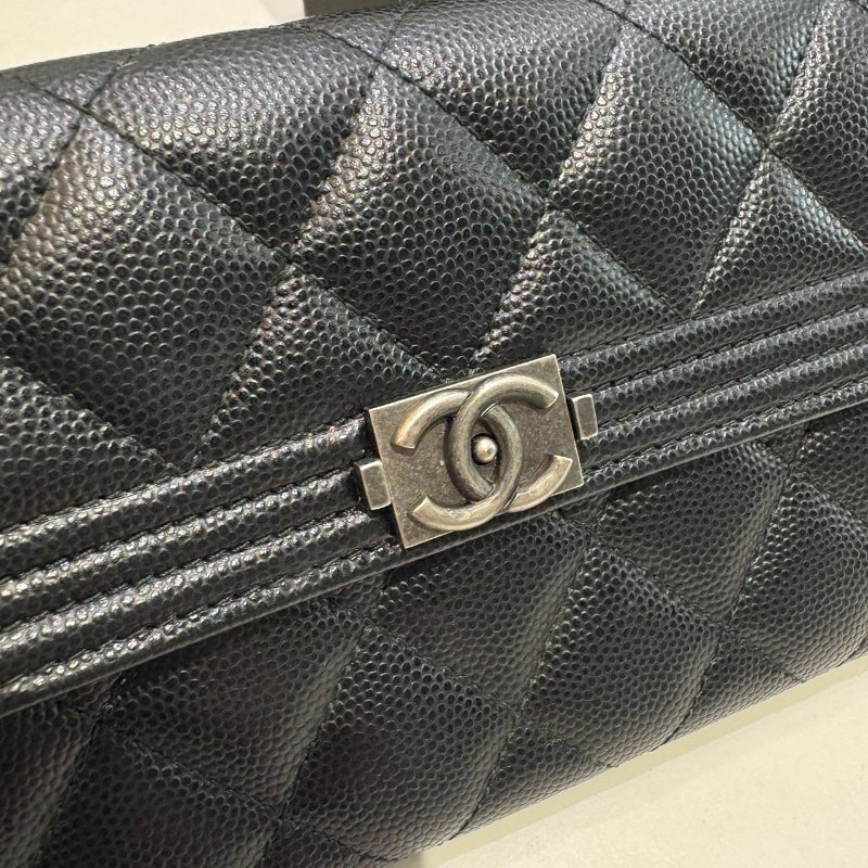 *SHIHNA名牌精品* CHANEL Boy 經典荔枝紋牛皮銀釦長夾 保卡款-1