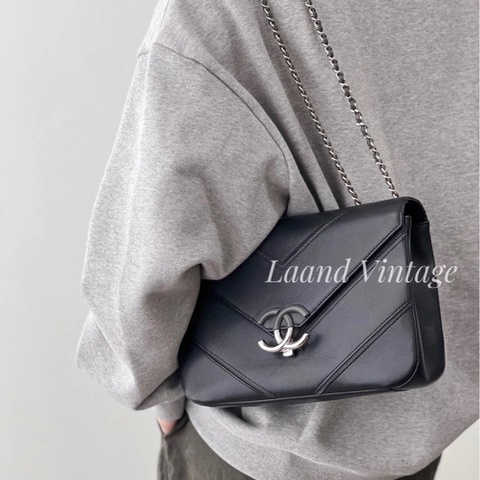 ✨Chanel 黑銀荔枝皮古巴 extra CF 黃金中號 包型立挺 有保卡🖤