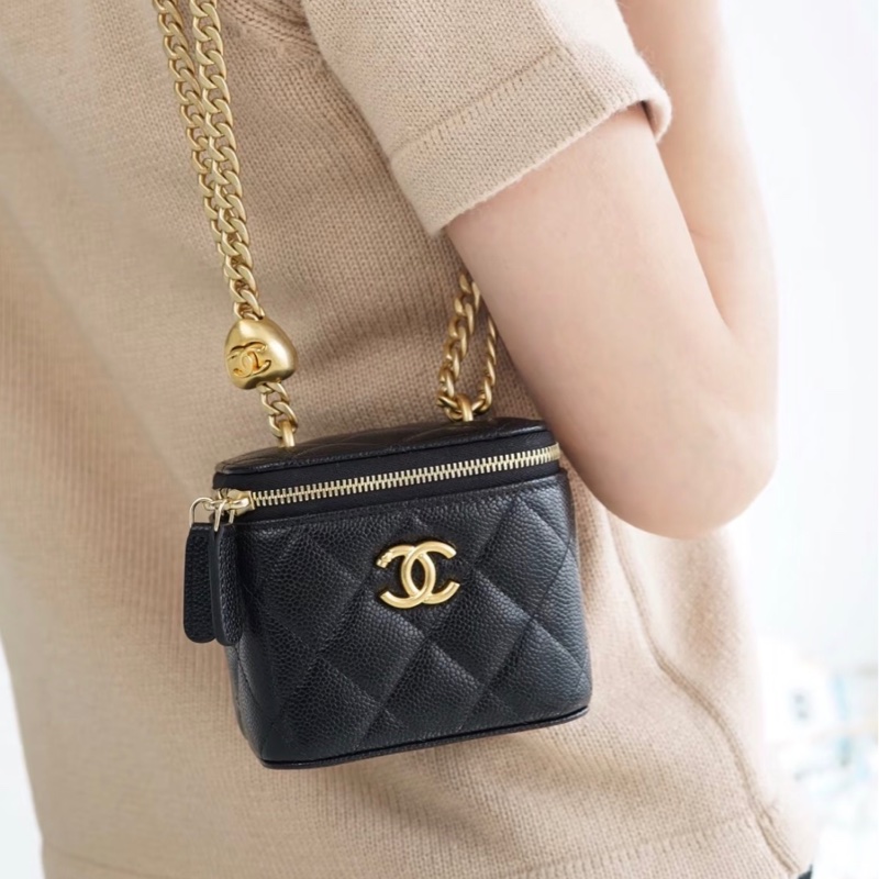 【97新 ✨ 全網最低價！】Chanel香奈兒 黑金 愛心扣 荔枝牛皮 晶片新款（下單前先詢問庫存❗️）-0