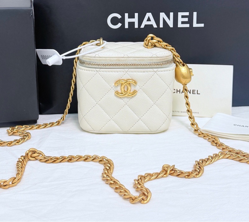 【97新 ✨ 全網最低價！】Chanel香奈兒 白金色 愛心扣 荔枝牛皮 晶片新款（下單前先詢問庫存❗️）-1