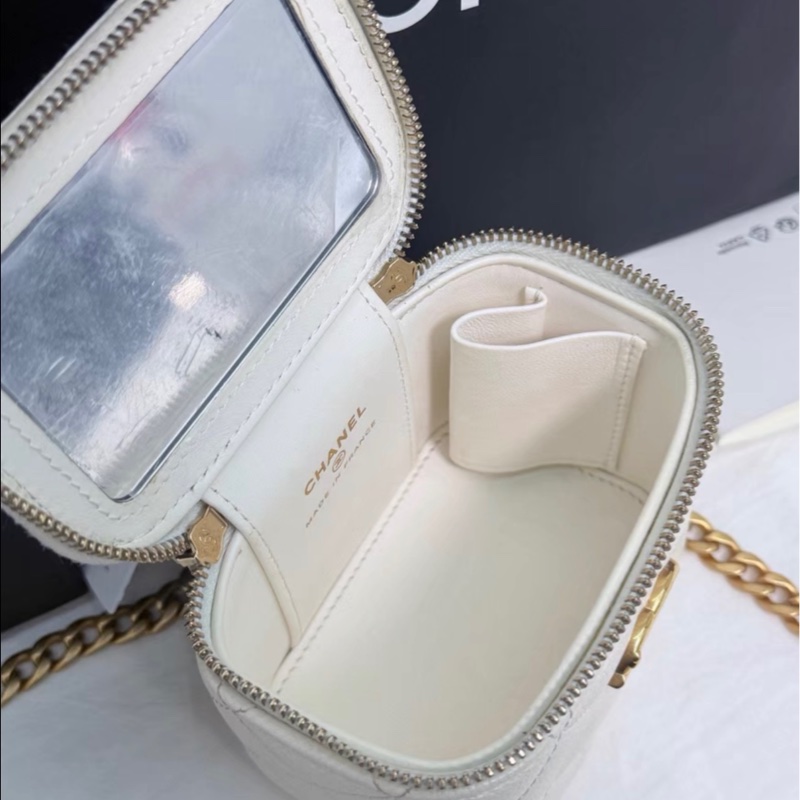 【97新 ✨ 全網最低價！】Chanel香奈兒 白金色 愛心扣 荔枝牛皮 晶片新款（下單前先詢問庫存❗️）-9