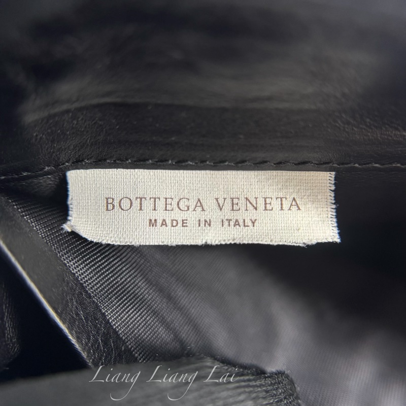 BOTTEGA VENETA BV 經典編織黑色小牛皮拉鍊長夾-4