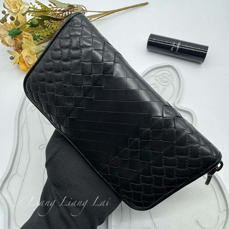 BOTTEGA VENETA BV 經典編織黑色小牛皮拉鍊長夾-17