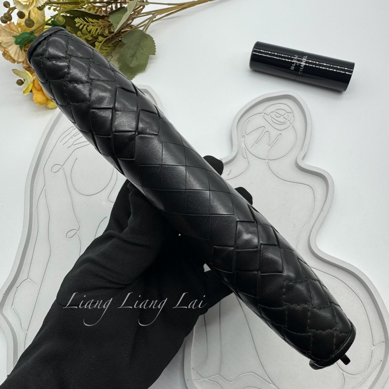 BOTTEGA VENETA BV 經典編織黑色小牛皮拉鍊長夾-19