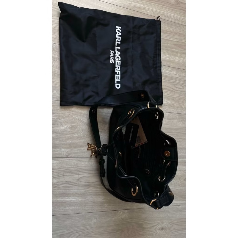 [二手］卡爾小羊皮水桶包-0