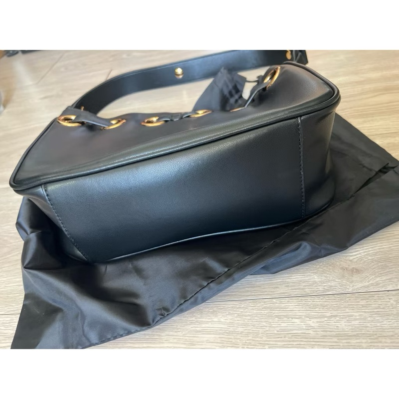 [二手］卡爾小羊皮水桶包-11