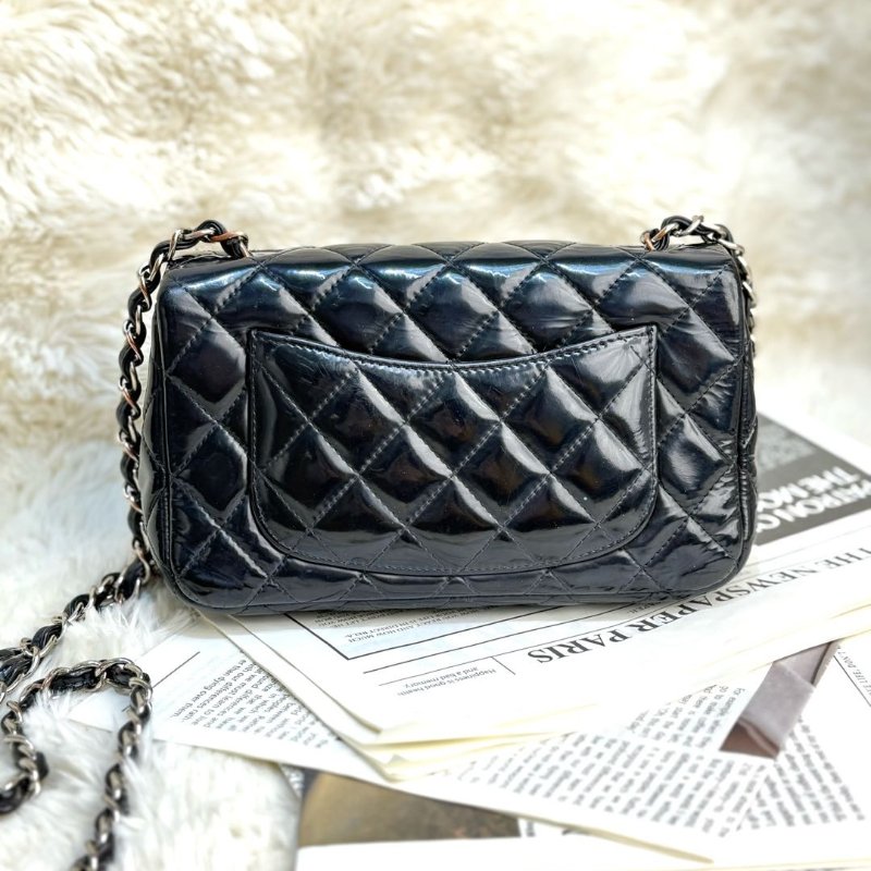 Chanel CLASSIC FLAP 黑色 菱格紋 漆皮 20 銀扣 無編碼-1