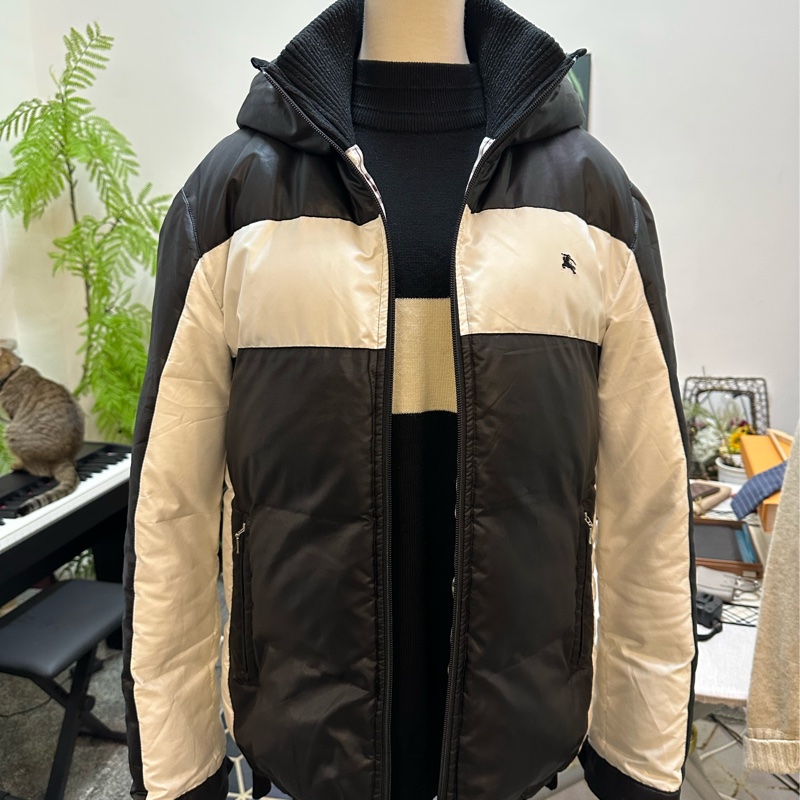 Burberry 黑白戰馬時尚羽絨衣-8