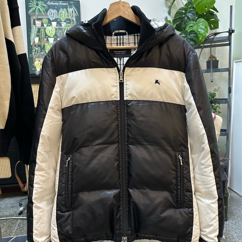 Burberry 黑白戰馬時尚羽絨衣-10