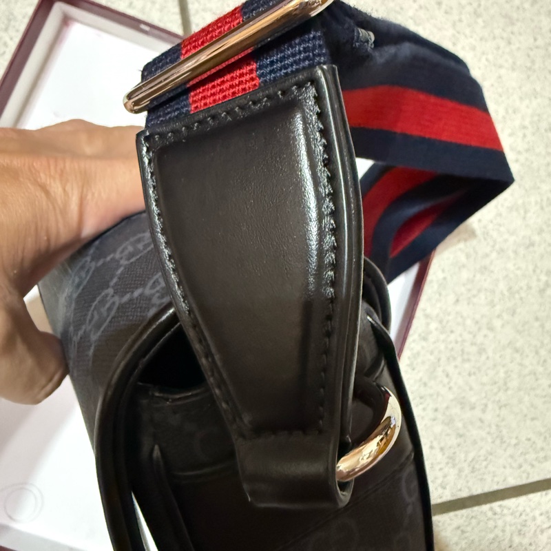 Gucci, GG Supreme 系列超迷你（Super Mini）斜跨包-10