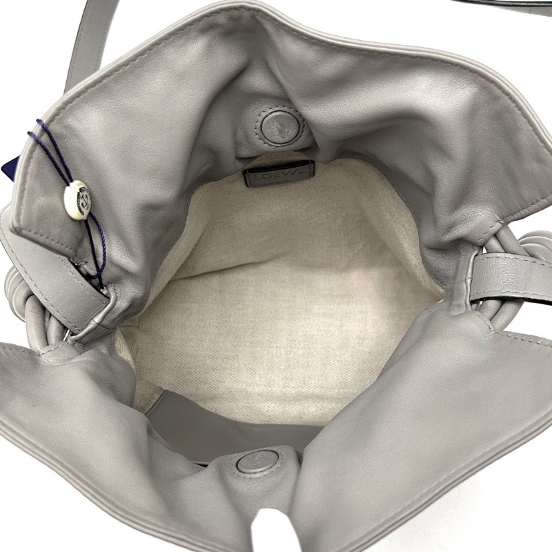 LOEWE flamenco系列 灰色小號肩背福袋包22*18*9 98新配件塵袋-2