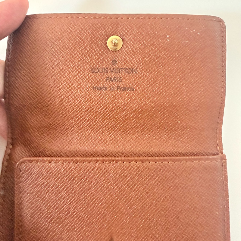 ✔️LV Louis Vuitton 路易威登 Monogram M61652 原花金扣三折零錢短夾-14