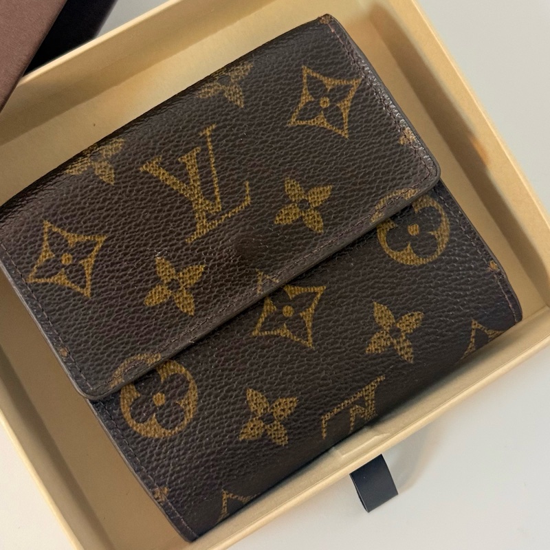 ✔️LV Louis Vuitton 路易威登 Monogram M61652 原花金扣三折零錢短夾-23