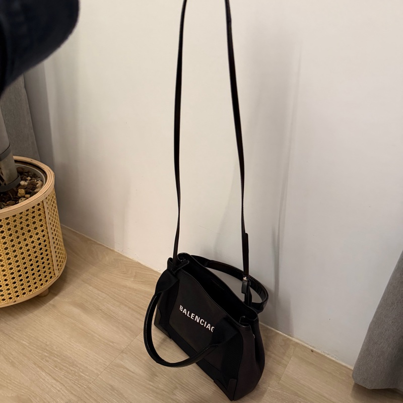 balaenciaga  navy cabas 托特包 XS-4