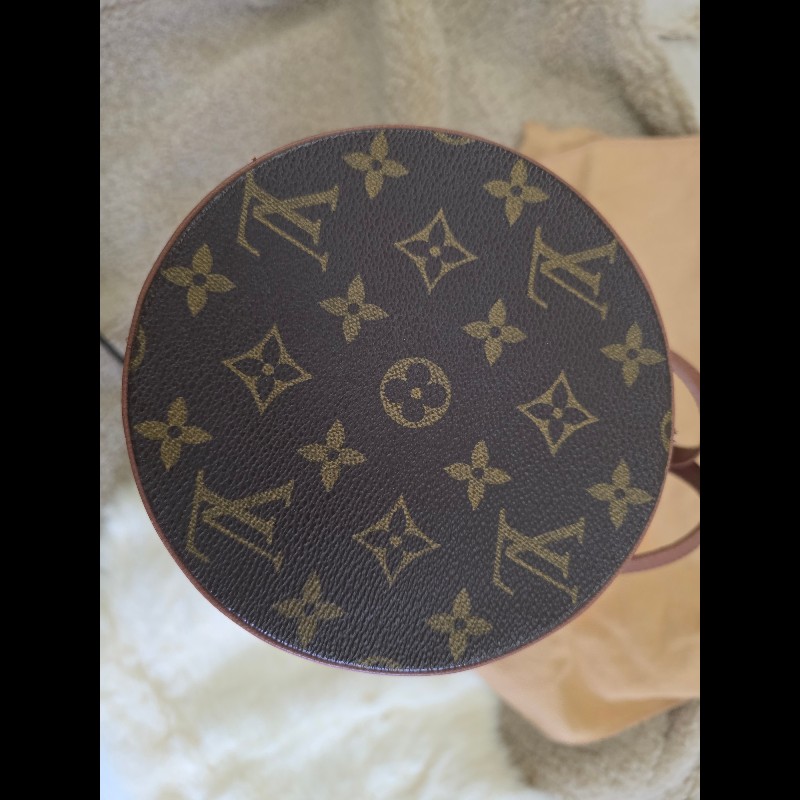 LOUIS VUITTON  Papillon圓筒包-7